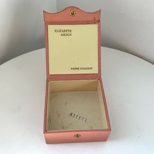 1940’s Vintage Elizabeth Arden Poudre D’ Illusion Face Powder Empty Box in Coral